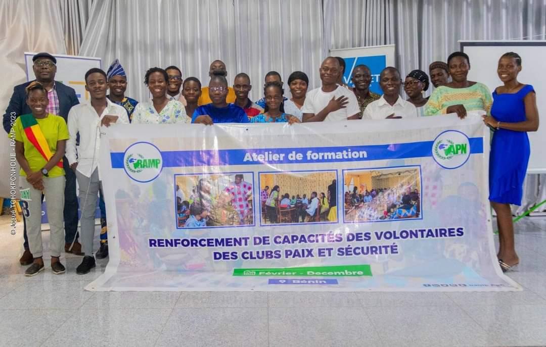 Atelier d&rsquo;élaboration du document de stratégie interne de réponse à l&rsquo;urgence humanitaire au profit des bénévoles du RAMP Bénin